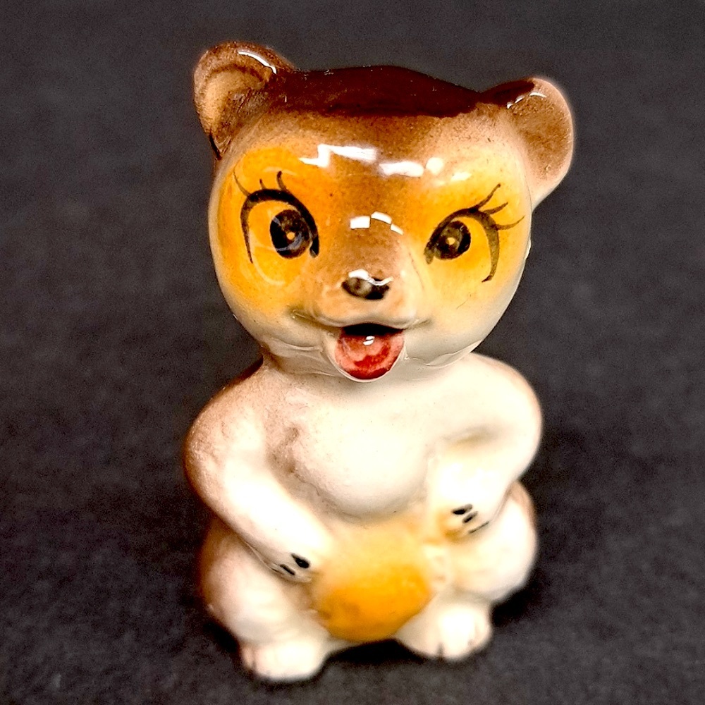 Vintage Napcoware anthropomorphic ceramic miniature bear  figure marked Japan